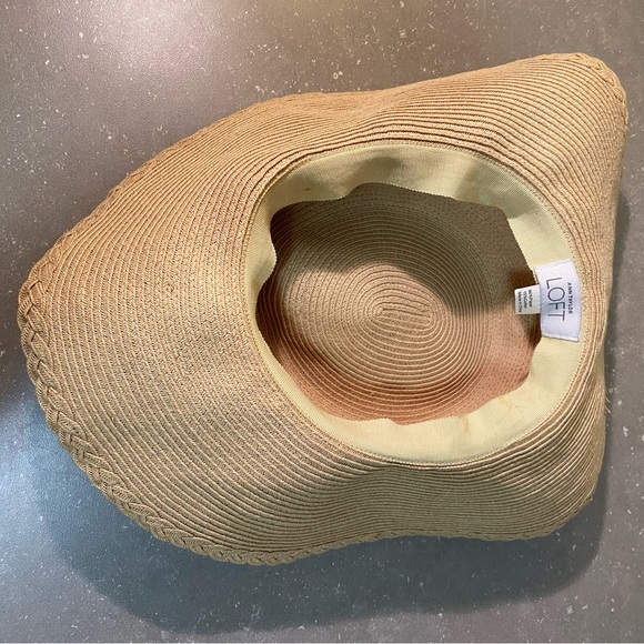 Ann Taylor Paper Hat - Picture 4 of 6